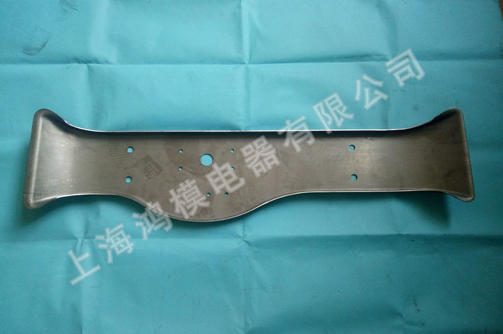 上汽IS21項目第六橫梁下板